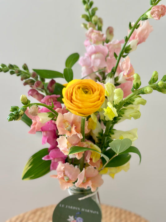 "Le Petite Posy" Seasonal Vase Arrangement